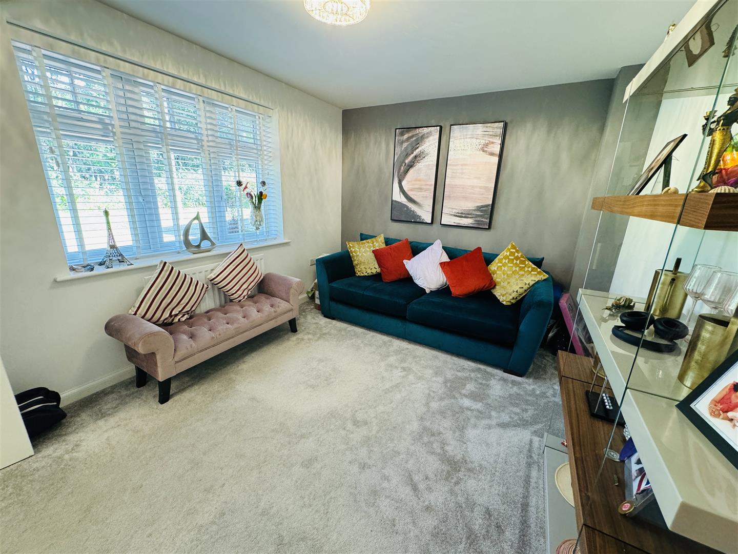 Brecknock Chase, Whitehouse, Milton Keynes